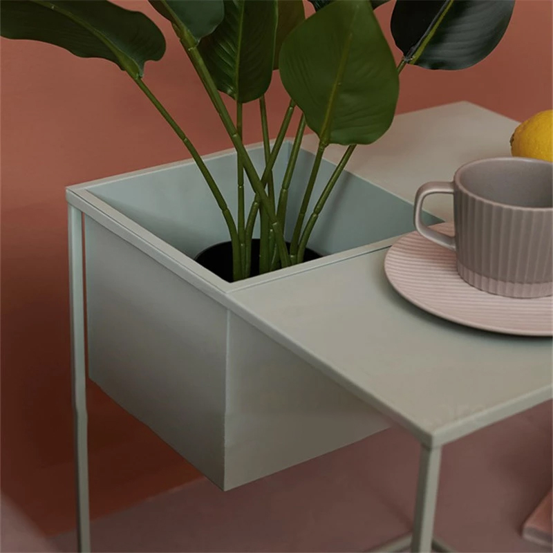 Klein Flower Stand