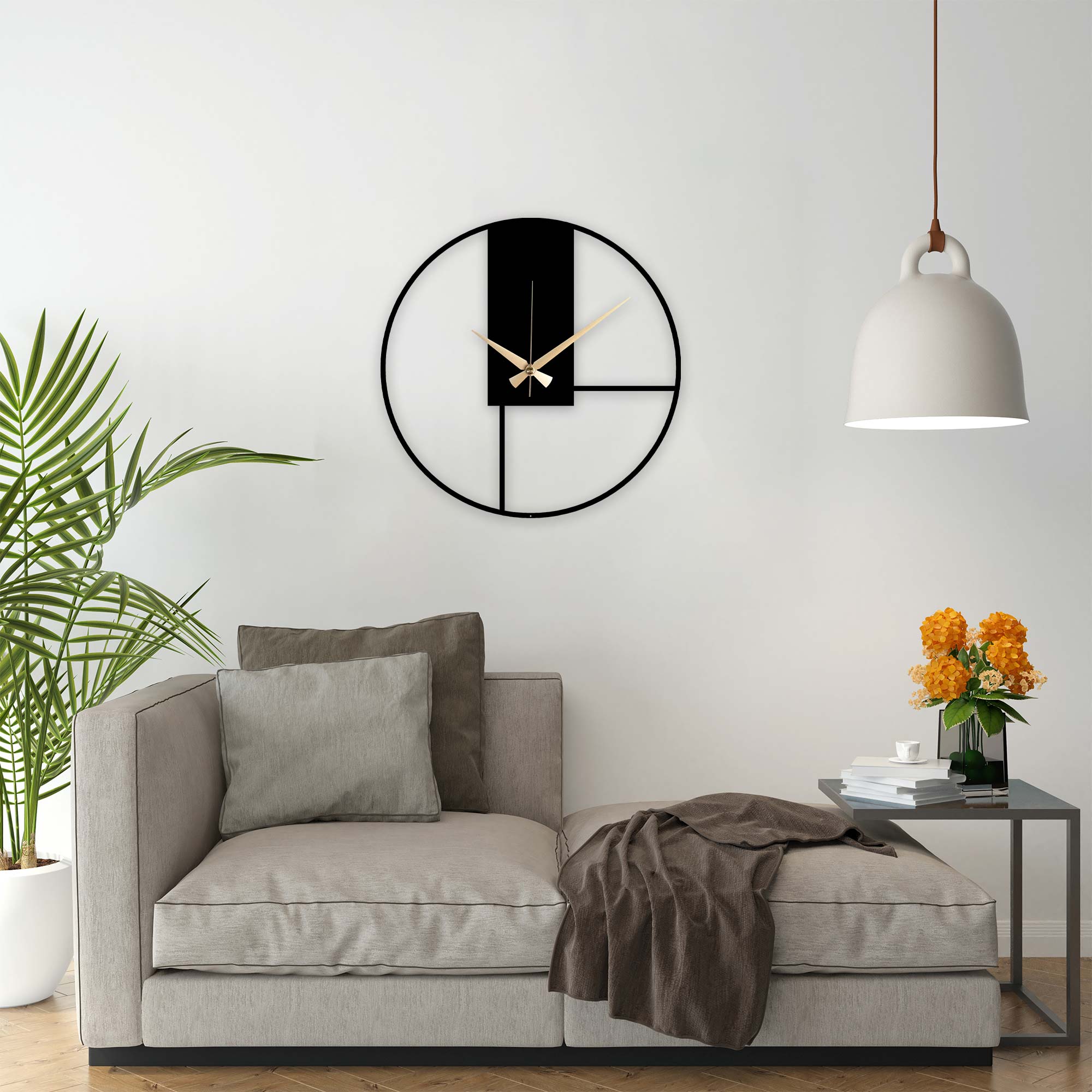 Sara Metal Clock